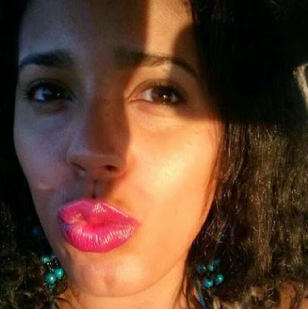 Meet your Posher, Nathaly